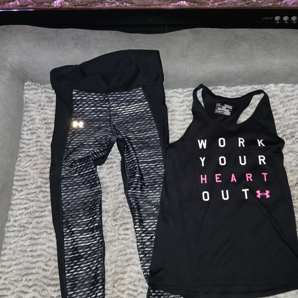 Under Armour Women's Black and Gray Patterned Leggings